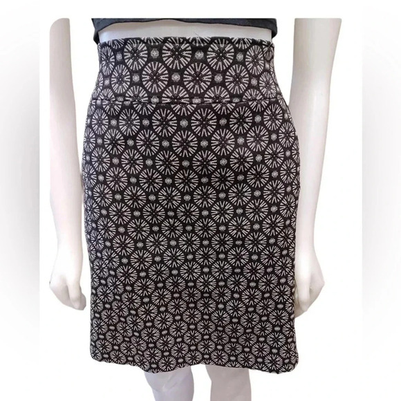 Mandala  Mini Made In Canada Black Grey Skirt Size Large - Picture 1 of 9